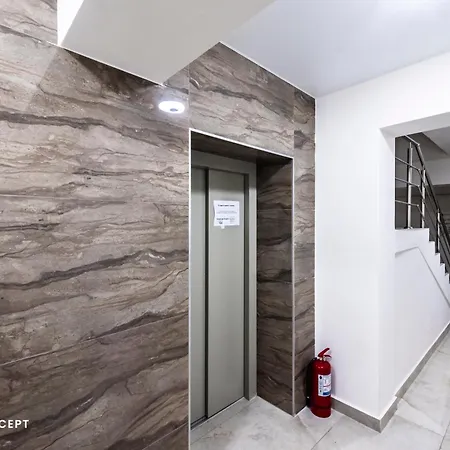 Apartment 1023