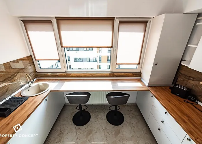 1023 Apartament *